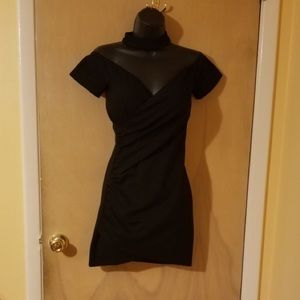 Black short dress half sleeves shocker small